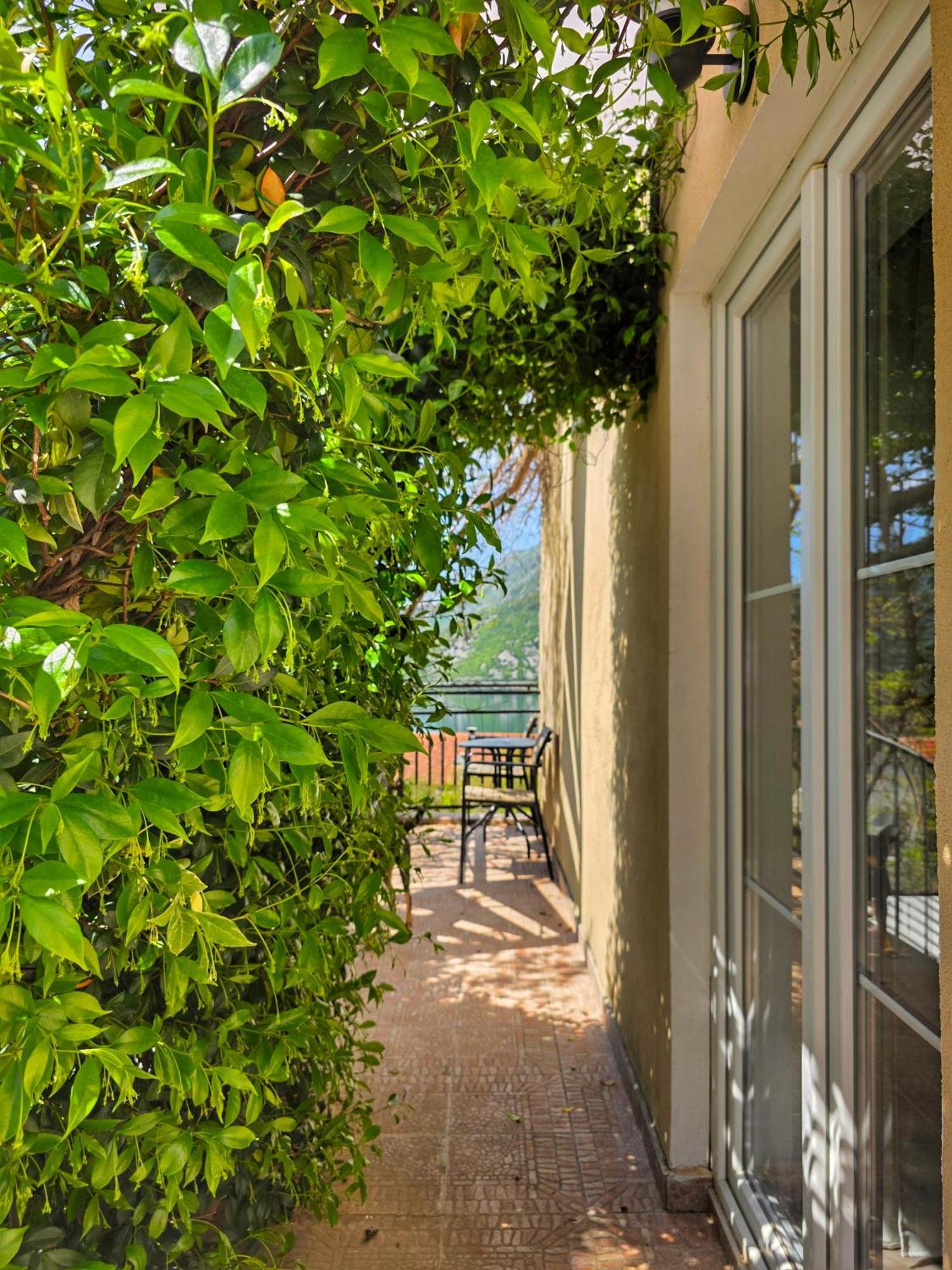 Apartment Mint&Rose Risan Exterior foto